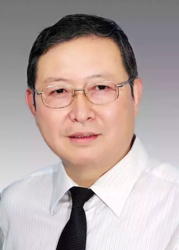 华融配资 山东省立医院眼科中心王利华教授9月17日到滨州市人民医院坐诊